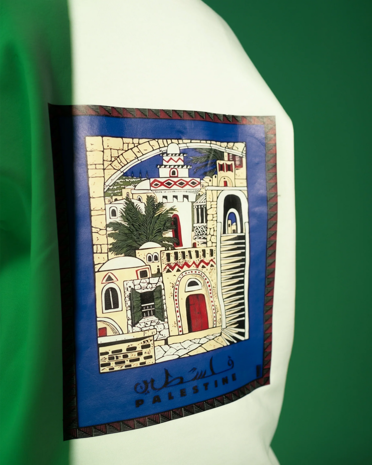 Hoodie Yafa with a traditional design