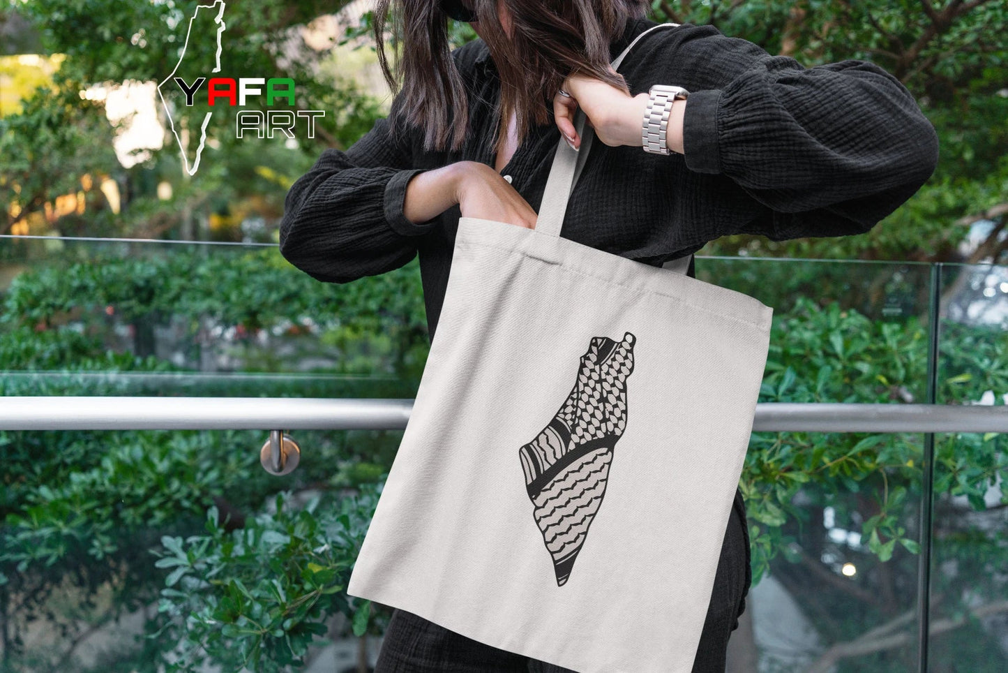 Tote bag