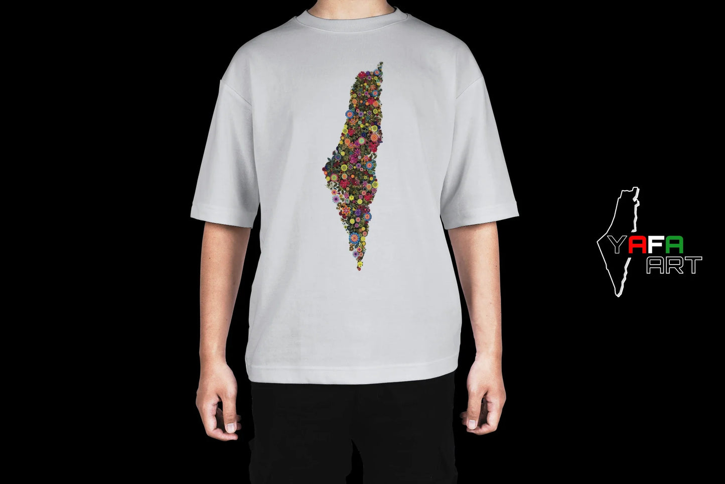 Unisex oversized T-shirt with a Palestinian logo
