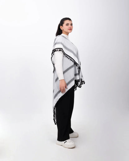 Chaleco Kufiyah original con costuras en negro y plata clara