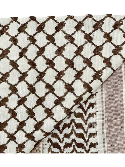 Kuffiyeh palestinien classique marron et blanc par YAFA ARTS